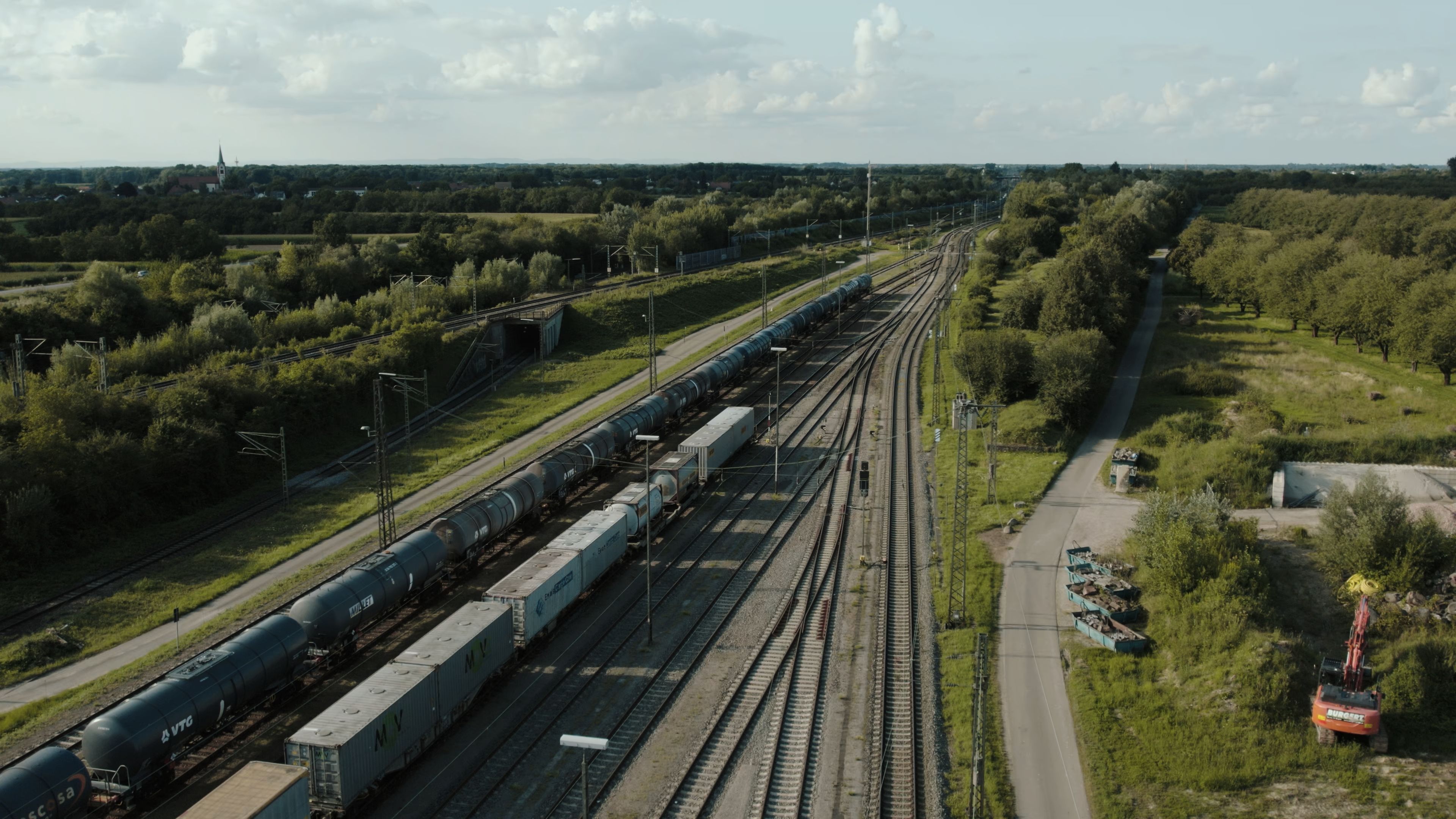 Железнодорожный подход к терминалу Eurasian Terminals в Астане